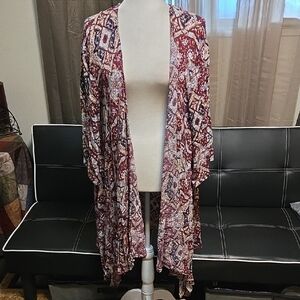 Mossimo Supply Co. Burgundy and Cream Geometric Cape